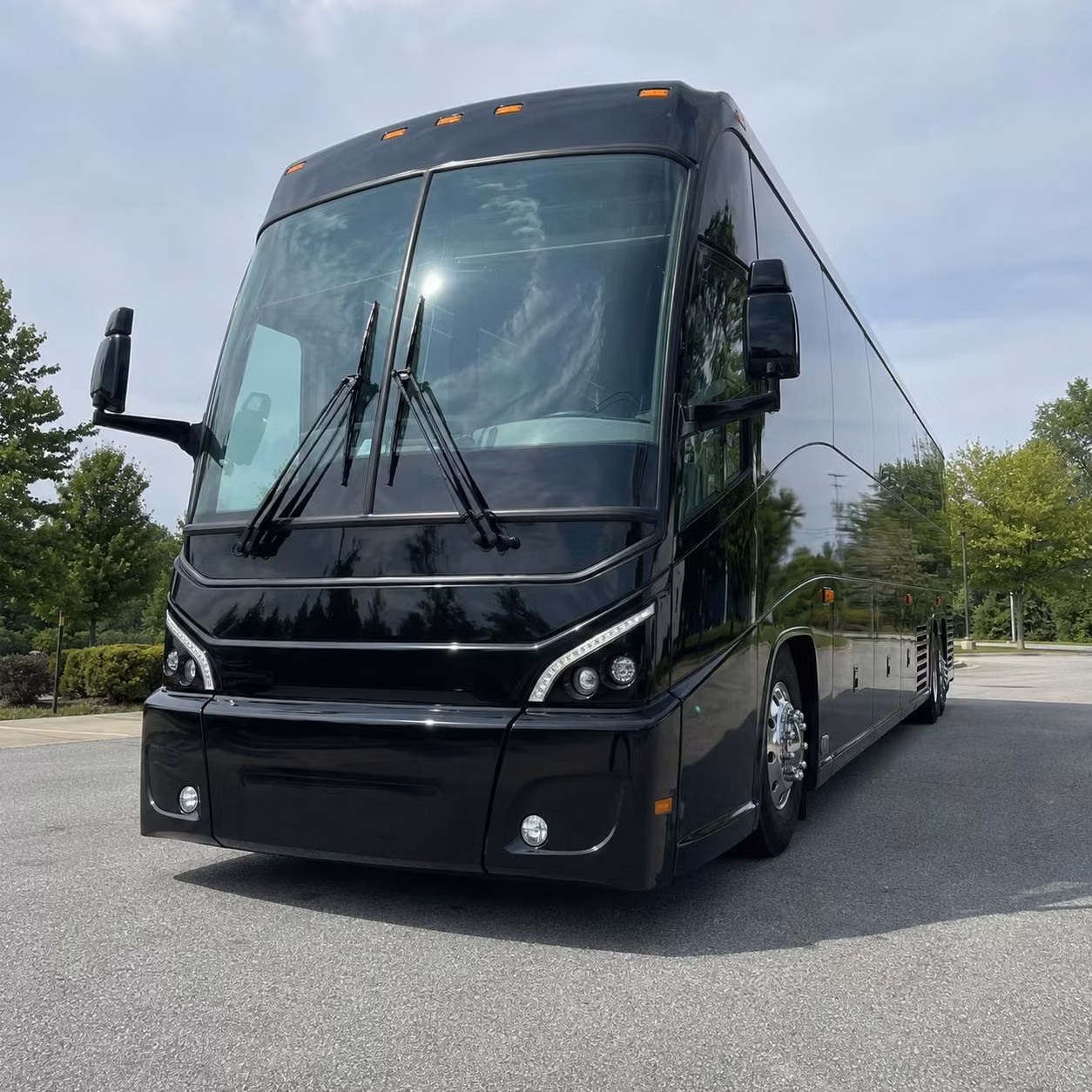 commuter shuttles from suburban las vegas neighborhoods to major employment hubs