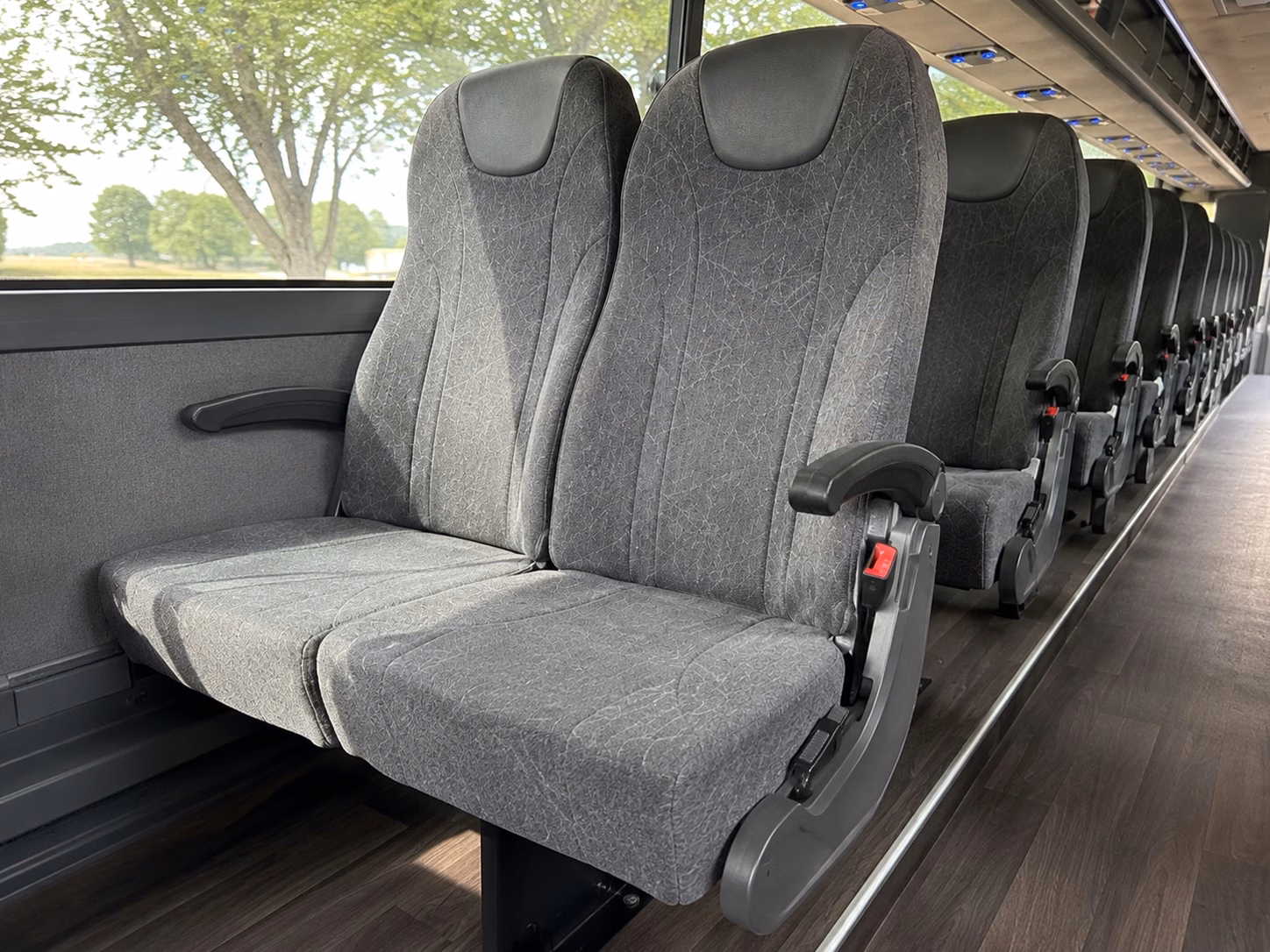 you re never limited to one fleet for airport transfers and hotel pickups